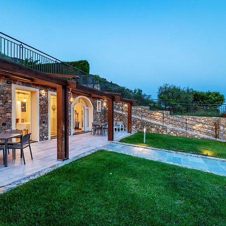 ボルジョ・ヴェレッツィ Mirto Blu Bed & Breakfast エクステリア 写真